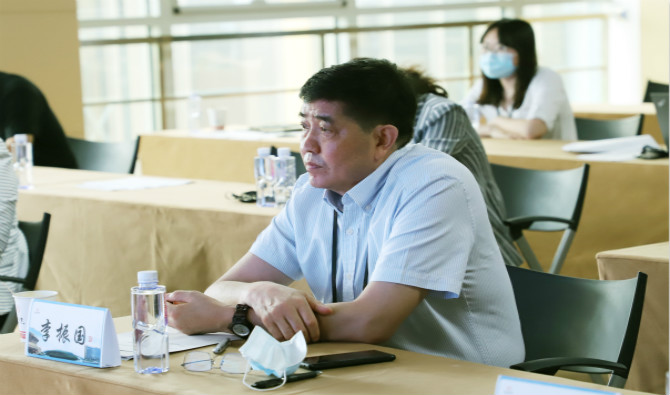 拉斯维加斯3499进入网站集团召开2020年半年度总部人员述职会议